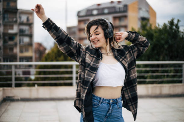 can you wear crop tops in dubai